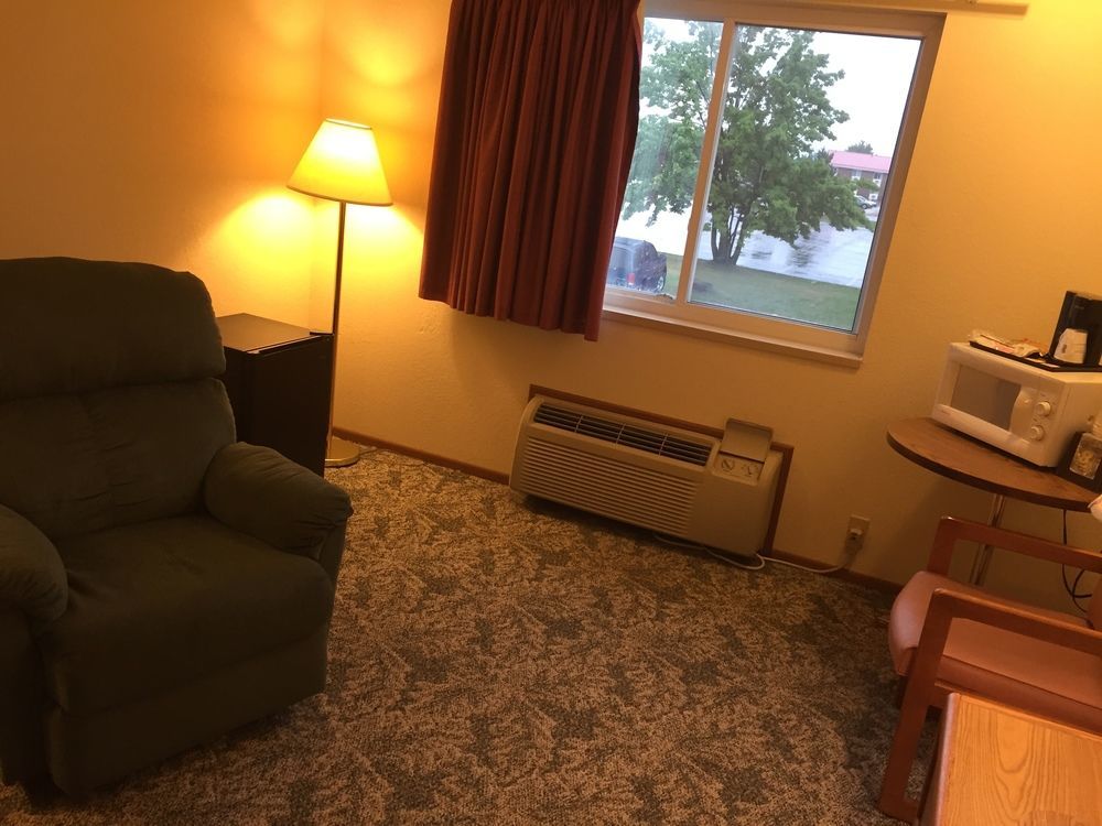 Super 8 By Wyndham Escanaba Eksteriør bilde